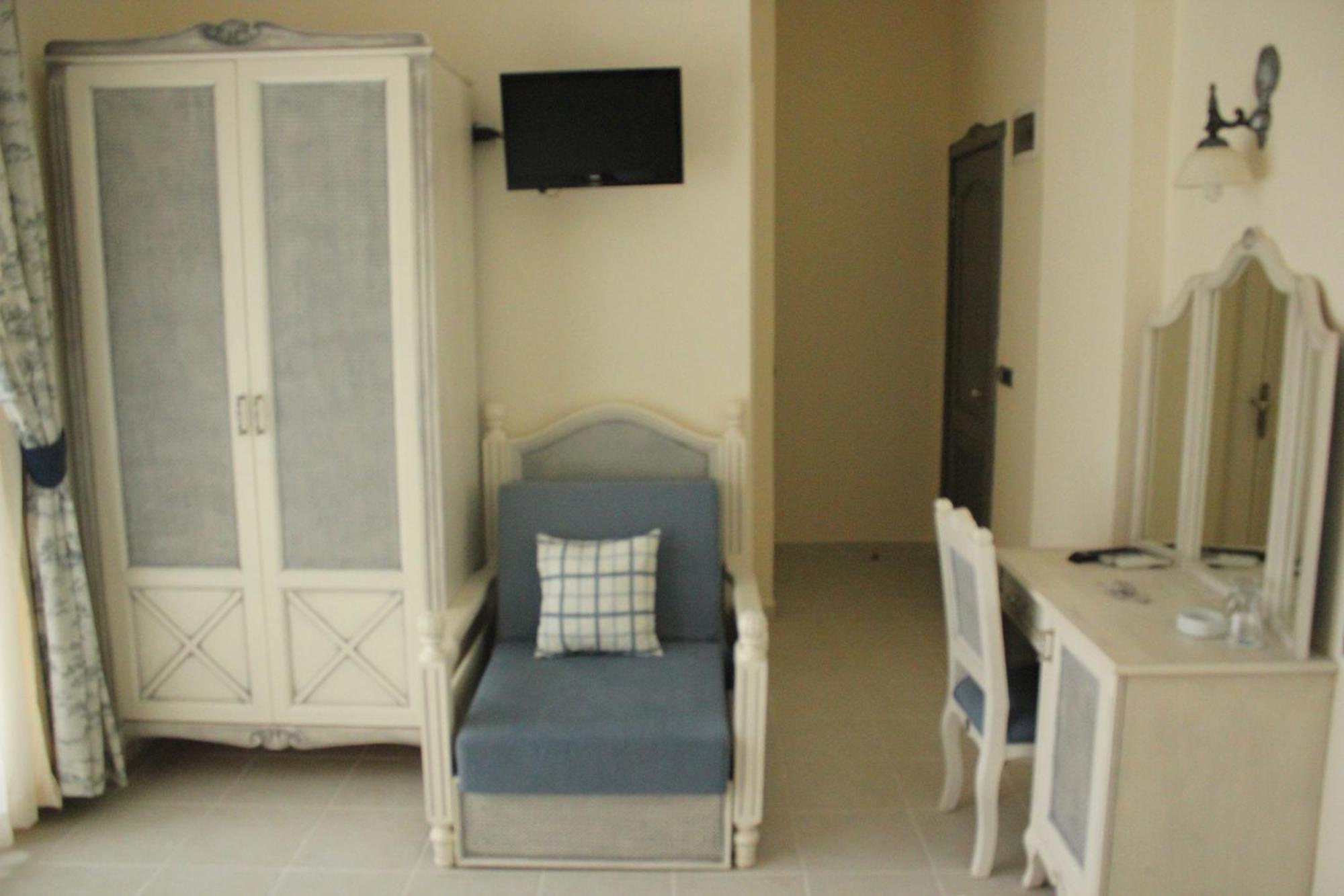 Dolina Hotel Çeşme Εξωτερικό φωτογραφία