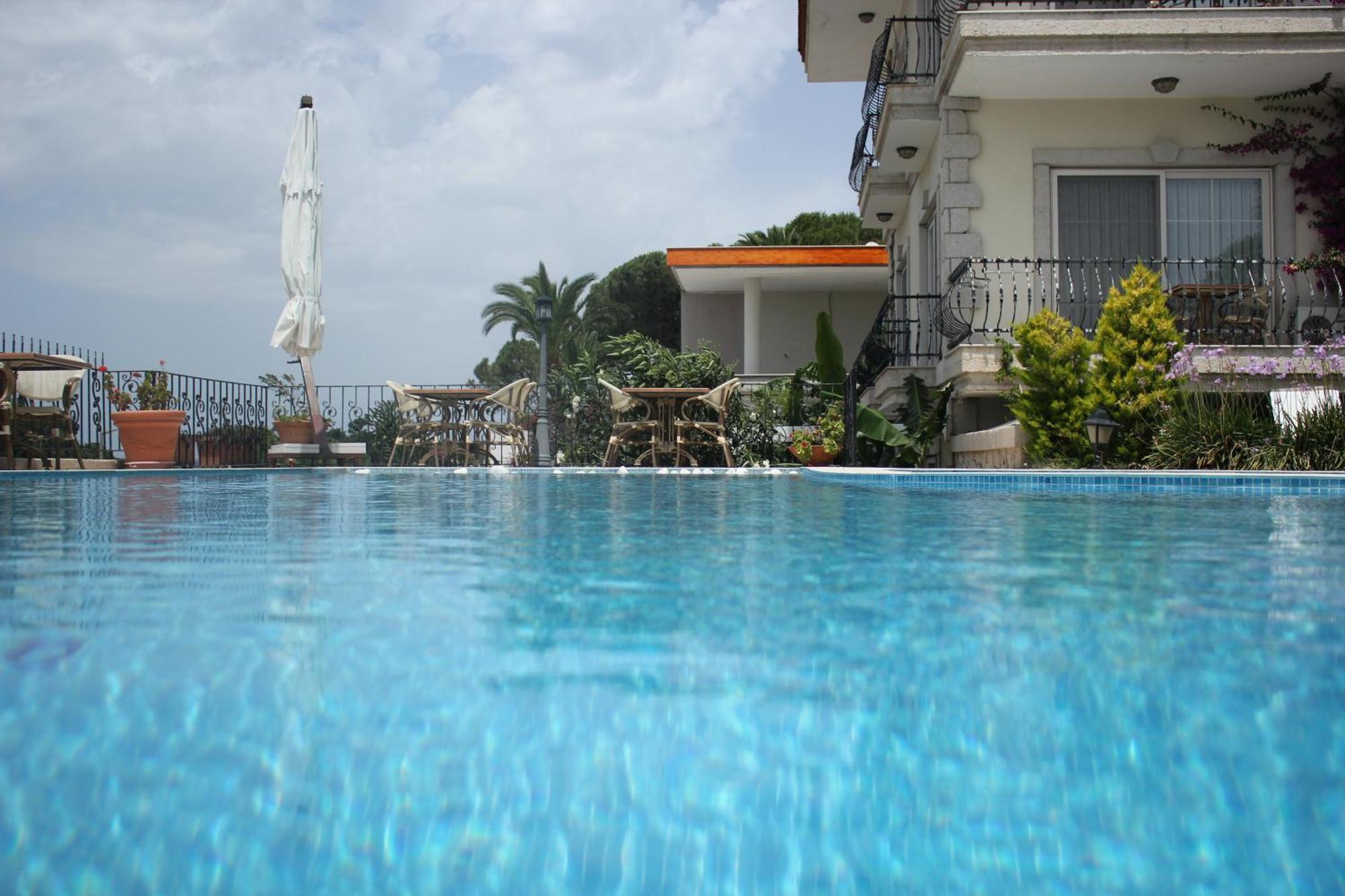Dolina Hotel Çeşme Εξωτερικό φωτογραφία